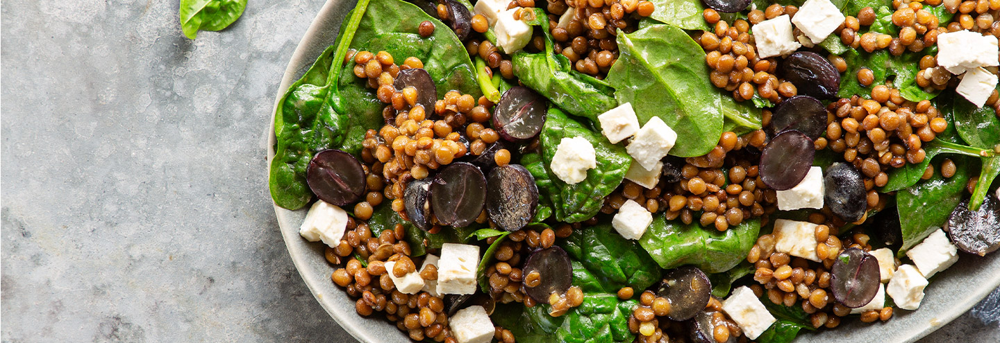Imagem Salada de uvas, espinafres, lentilhas e queijo feta